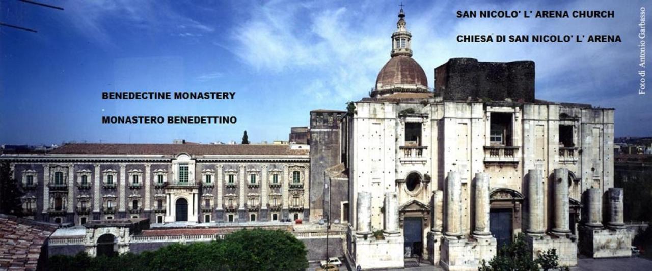 Benedettini - Exclusive Apartments & Monastery View 카타니아 외부 사진